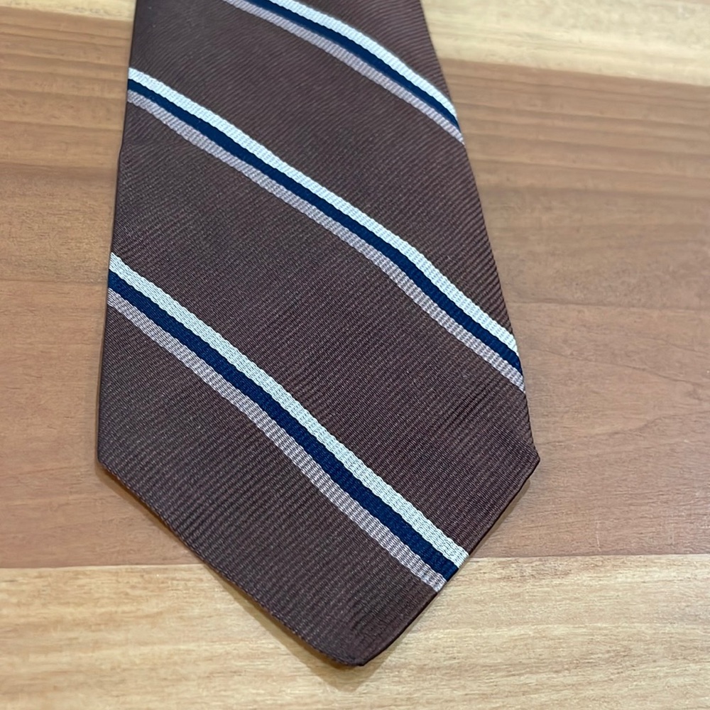 Hand sewn all silk Robert Talbott tie for Church hill&co Walnut Creek